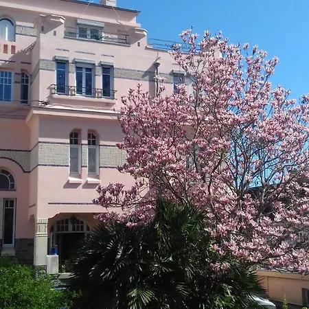 Helianthe לינה וארוחת בוקר קאין